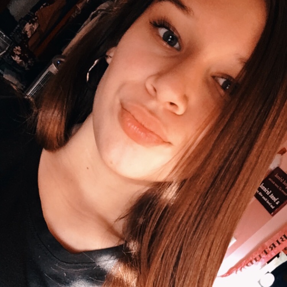 Meet your Posher, Alyssa